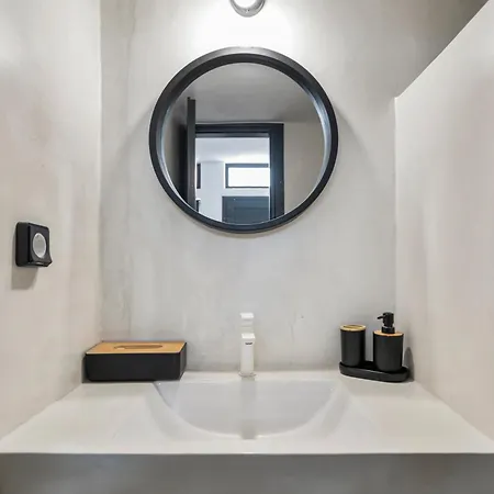 Amenti Horizon View Daire Agkidia